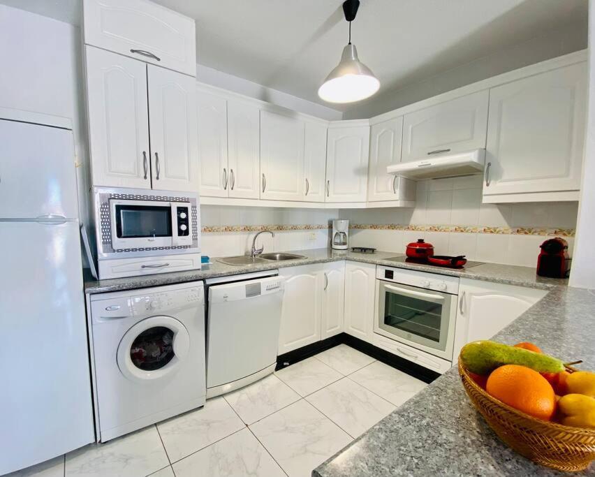 Comfy Home With Large Terrace Five Minutes From Ocean Los Cristianos  Exterior photo